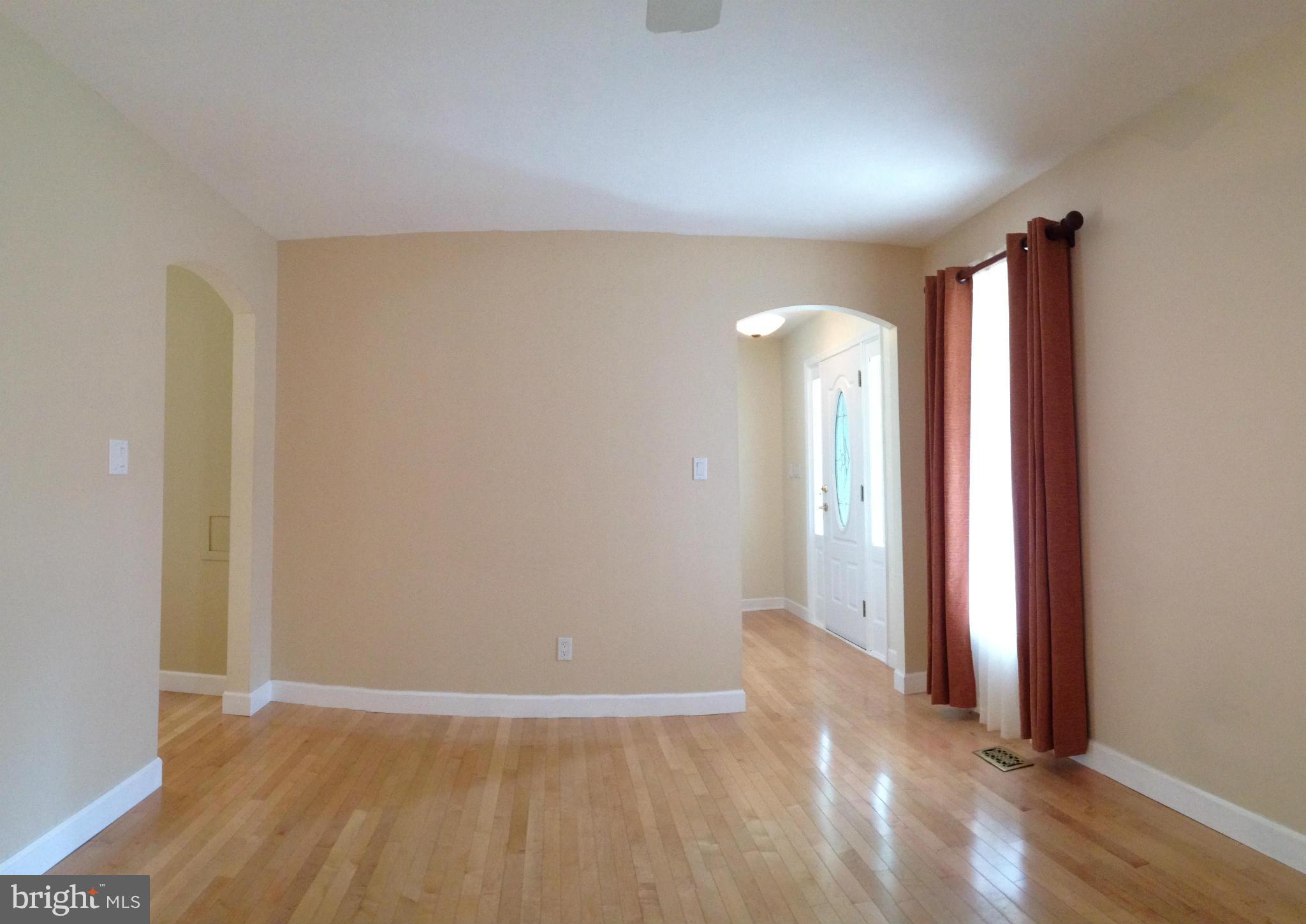 4515 Oak Ridge Drive Street, MD 21154 - Photo 11 of 24 Living Room