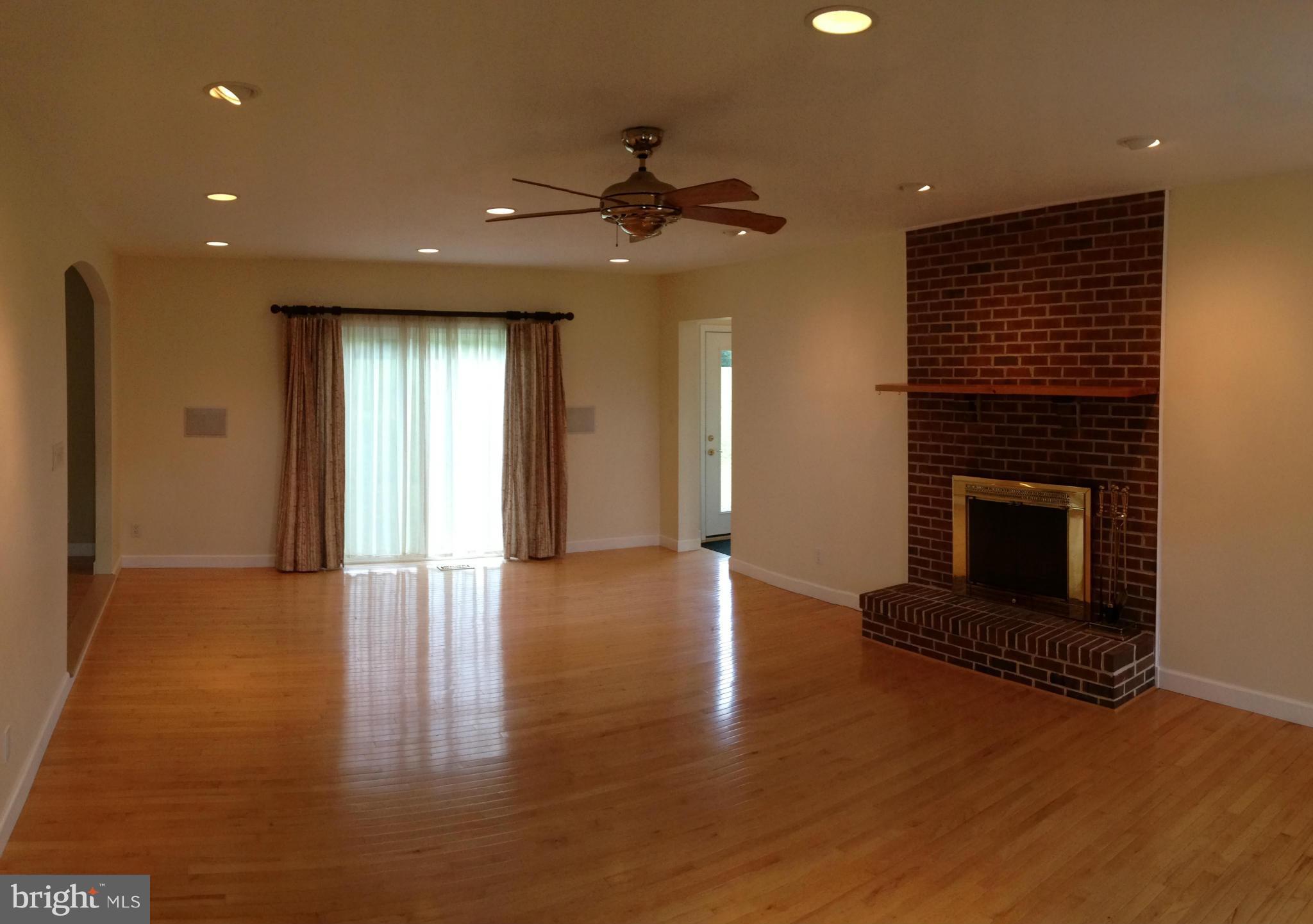 4515 Oak Ridge Drive Street, MD 21154 - Photo 9 of 24 Family Room