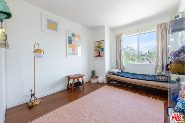 $5,295 | 1001 Figueroa Terrace, Unit 305, Los Angeles, CA 90012