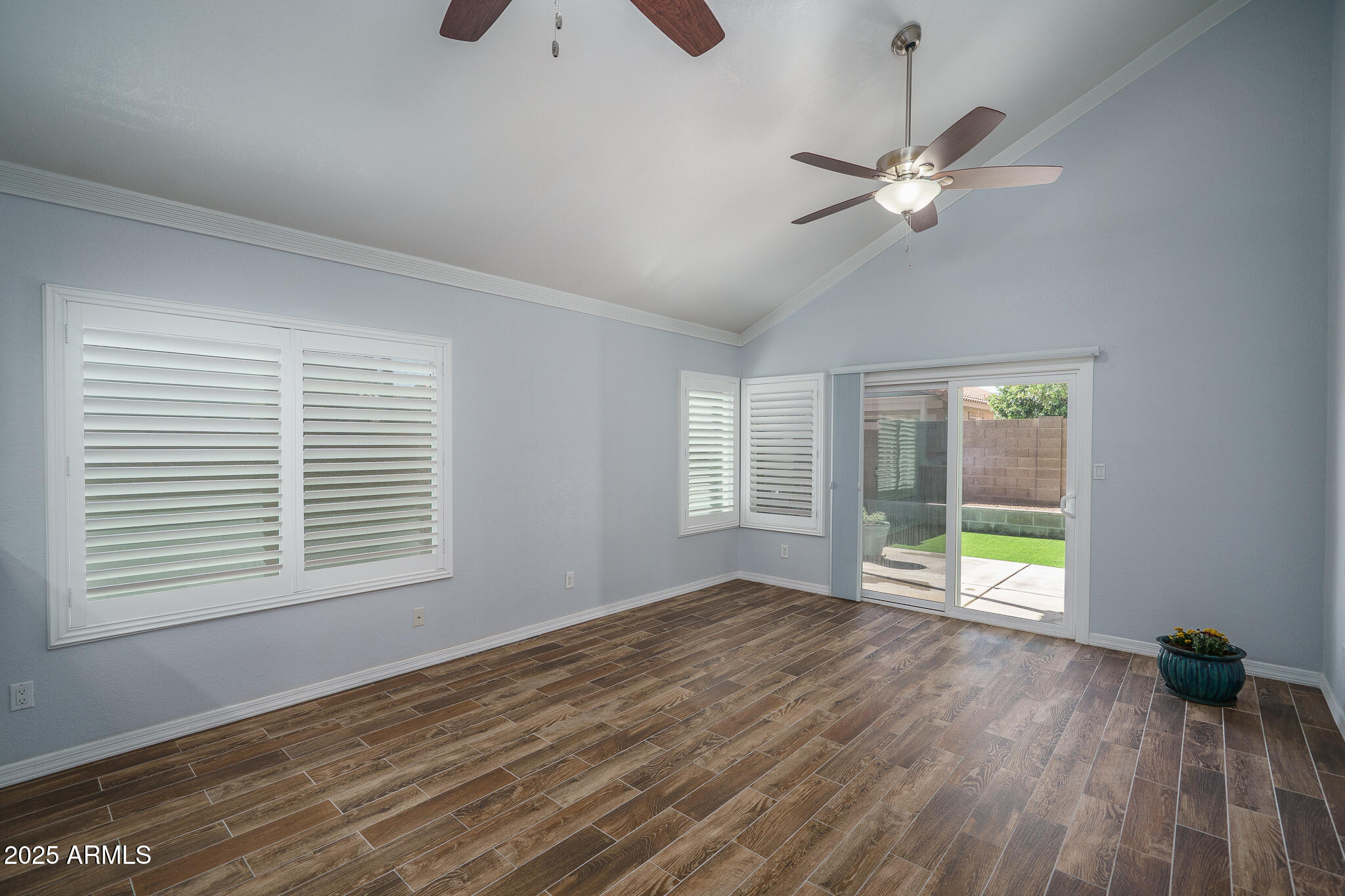 6820 South Roosevelt Street Tempe, AZ 85283 - Photo 12 of 42 8) FAMILY RM