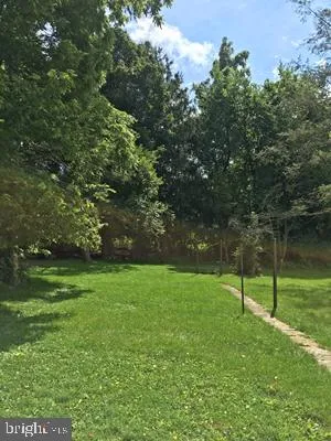 $1,495 | 1638 Mt Rose Avenue, York, PA 17403