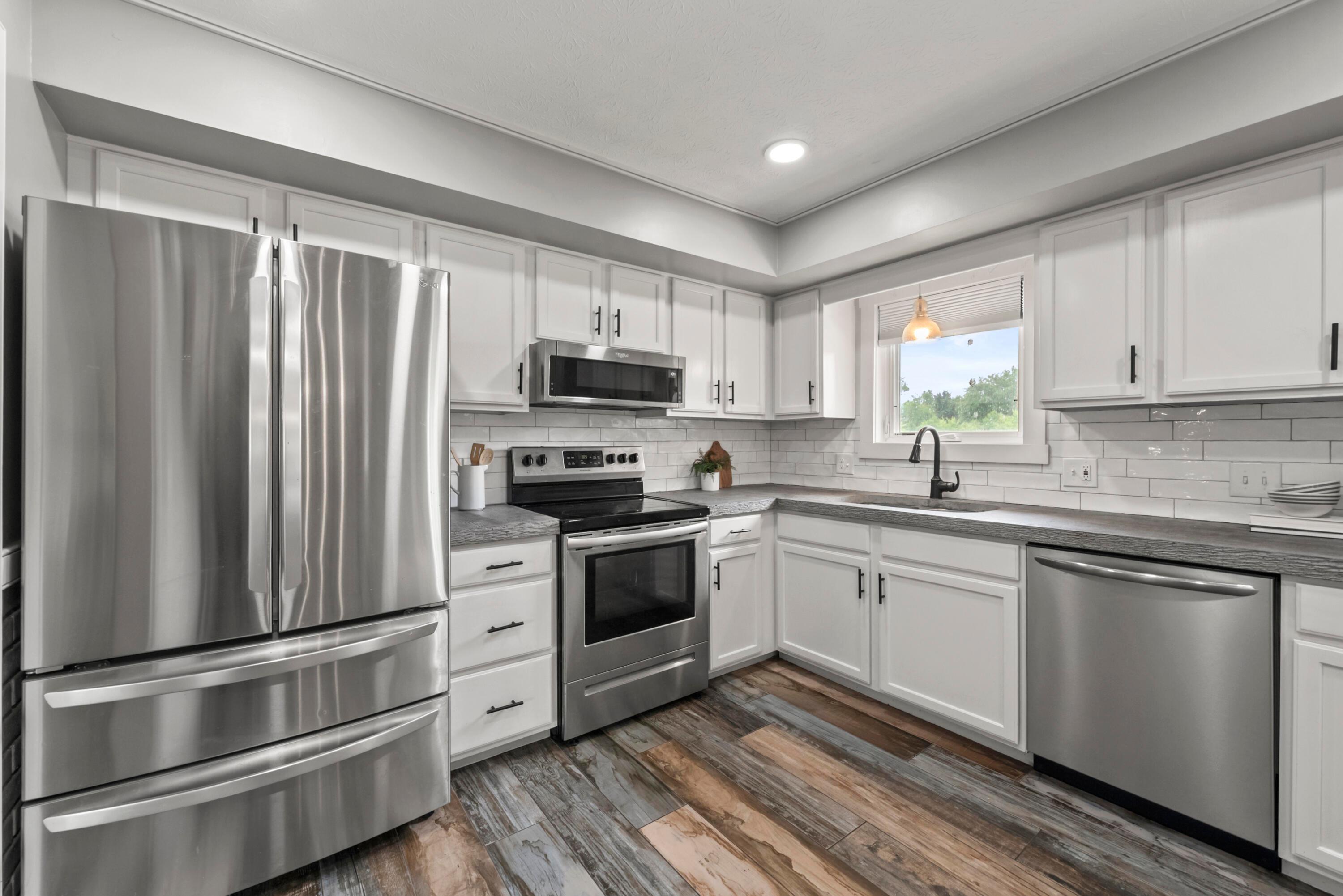 6420 Liberty Road North Powell, OH 43065 - Photo 18 of 45 Kitchen