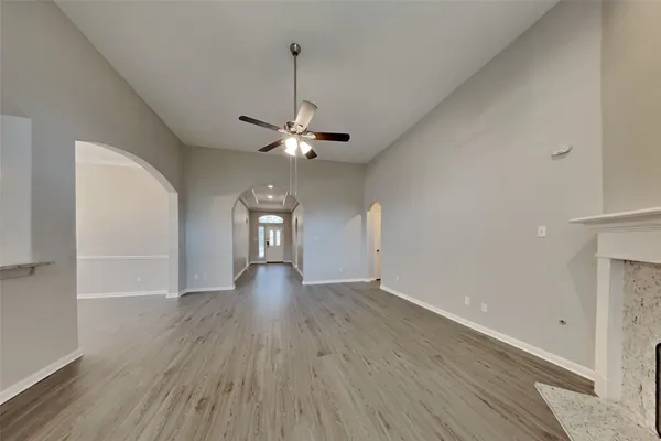 $2,350 | 19903 Water Point Trail, Humble, TX 77346