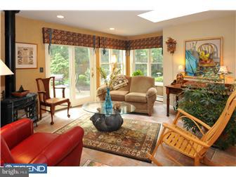 1898 Lambert Road Jenkintown, PA 19046 - Photo 3 of 12 Family Room