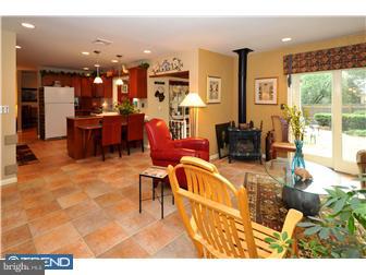 1898 Lambert Road Jenkintown, PA 19046 - Photo 4 of 12 Family Room
