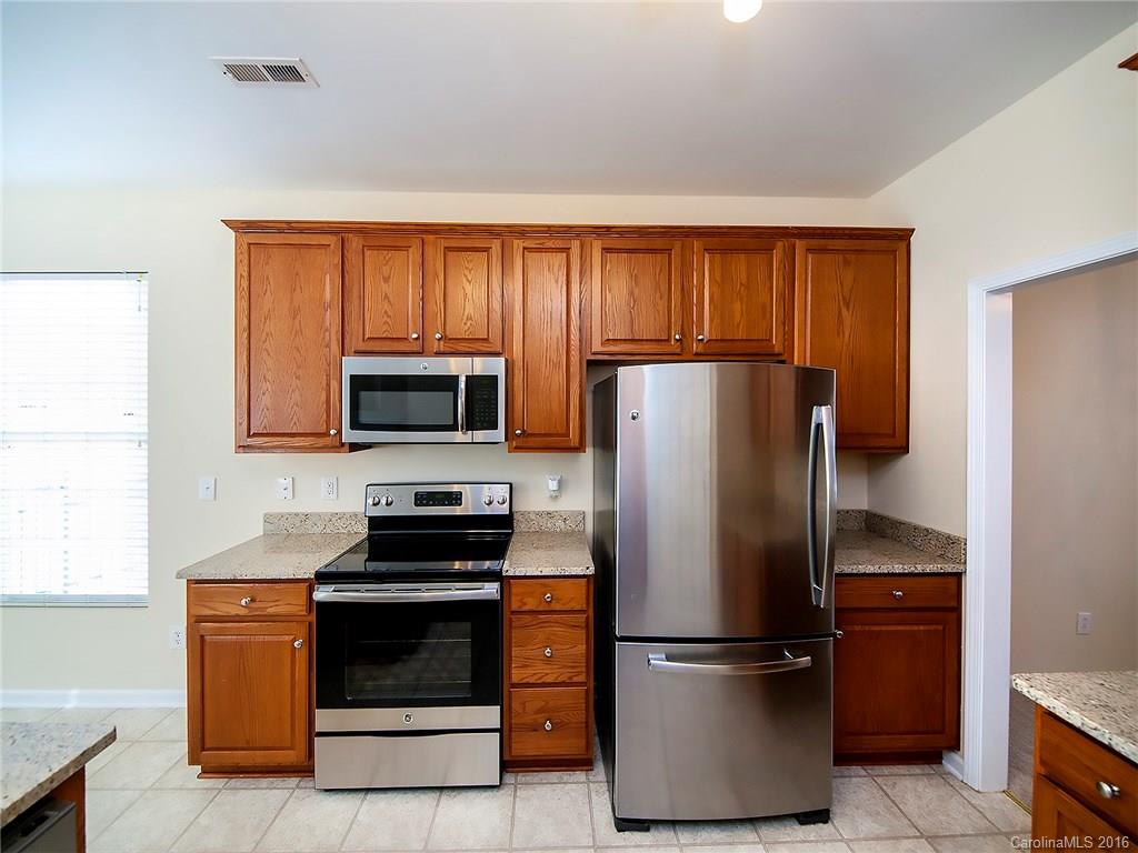 3832 Staunton Road Matthews, NC 28105 - Photo 4 of 23