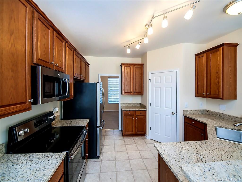 3832 Staunton Road Matthews, NC 28105 - Photo 5 of 23