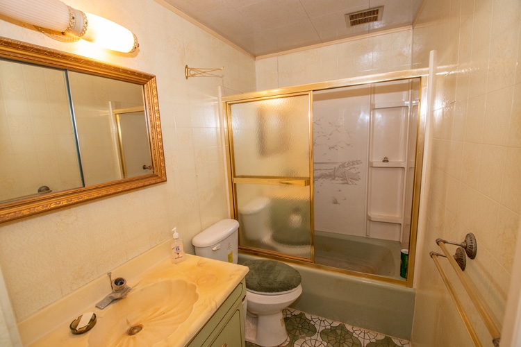 22485 Johnson Road South Bend, IN 46614 - Photo 3 of 18 Gallery Image 3