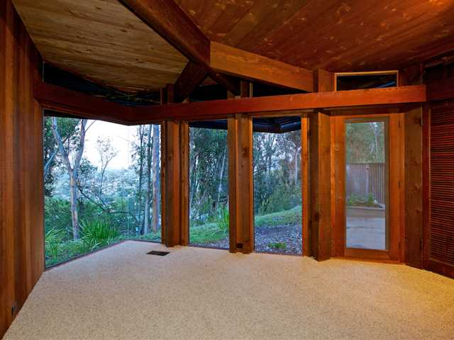 10087 Shadow Road La Mesa, CA 91941 - Photo 18 of 25 Master bedroom with access to outdoor garden