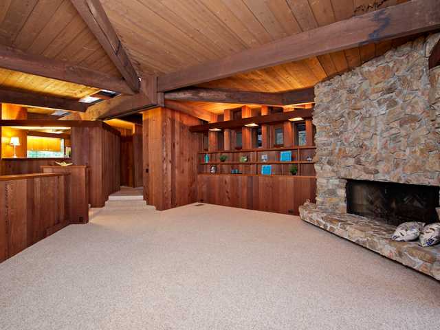 10087 Shadow Road La Mesa, CA 91941 - Photo 8 of 25 Fireplacem built-ins and new carpet
