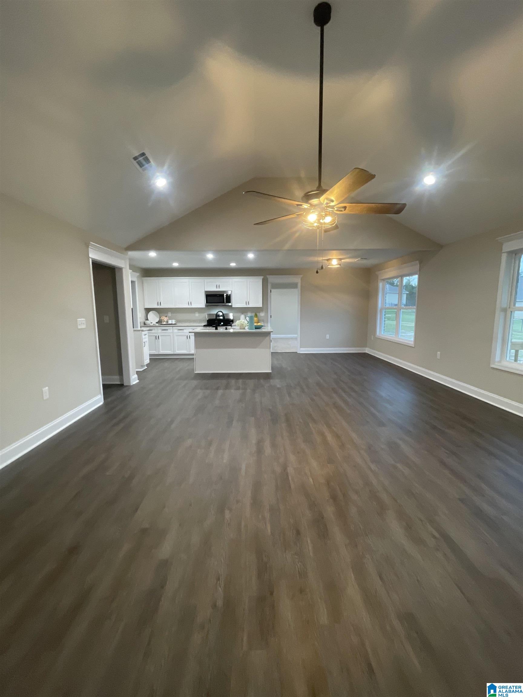 950 County Road 733 Clanton, AL 35045 - Photo 8 of 29