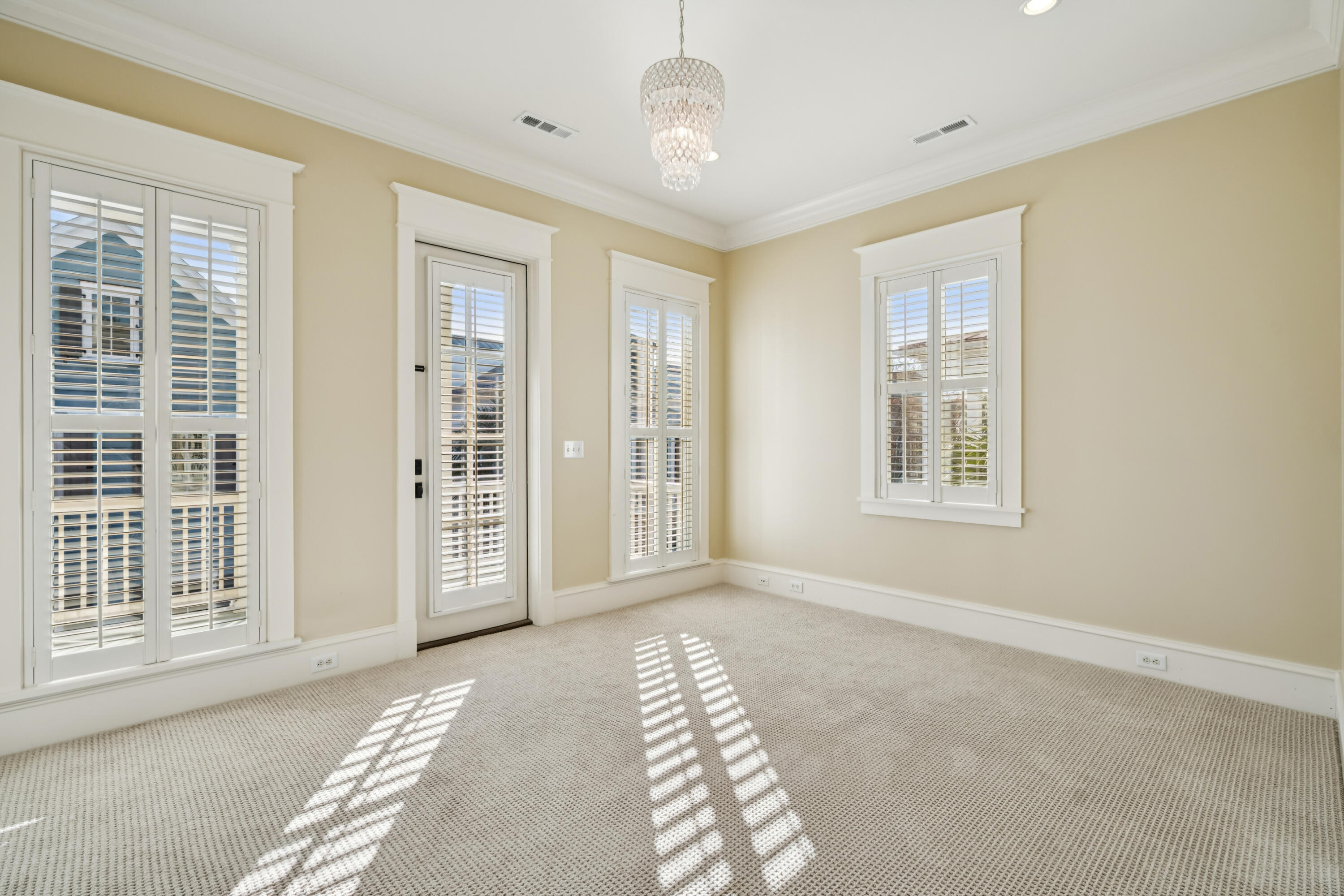 66 Sanibel Street Mount Pleasant, SC 29464 - Photo 33 of 56 66SanibelSt-KeenEyeMarketing-065