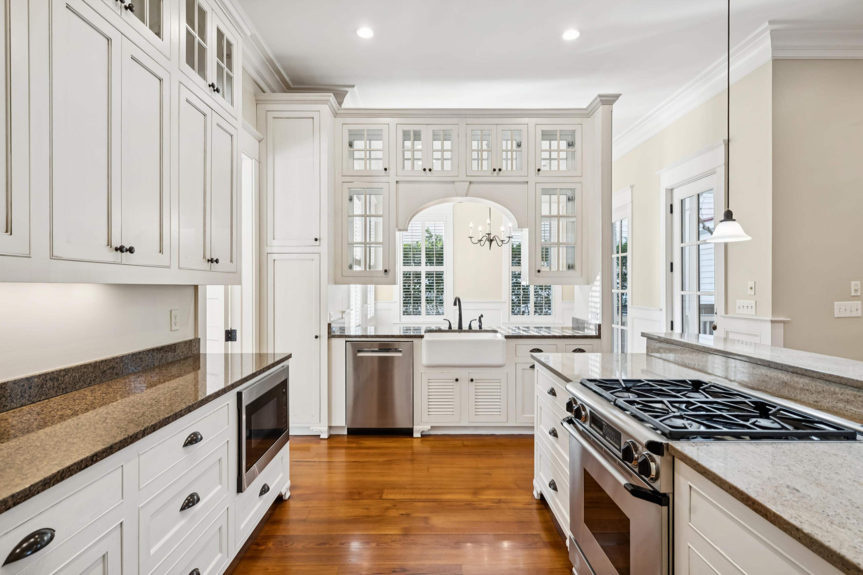 66 Sanibel Street Mount Pleasant, SC 29464 - Photo 10 of 56 66SanibelSt-KeenEyeMarketing-023