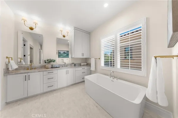 $5,880,000 | 125 Prestigo, Irvine, CA 92602