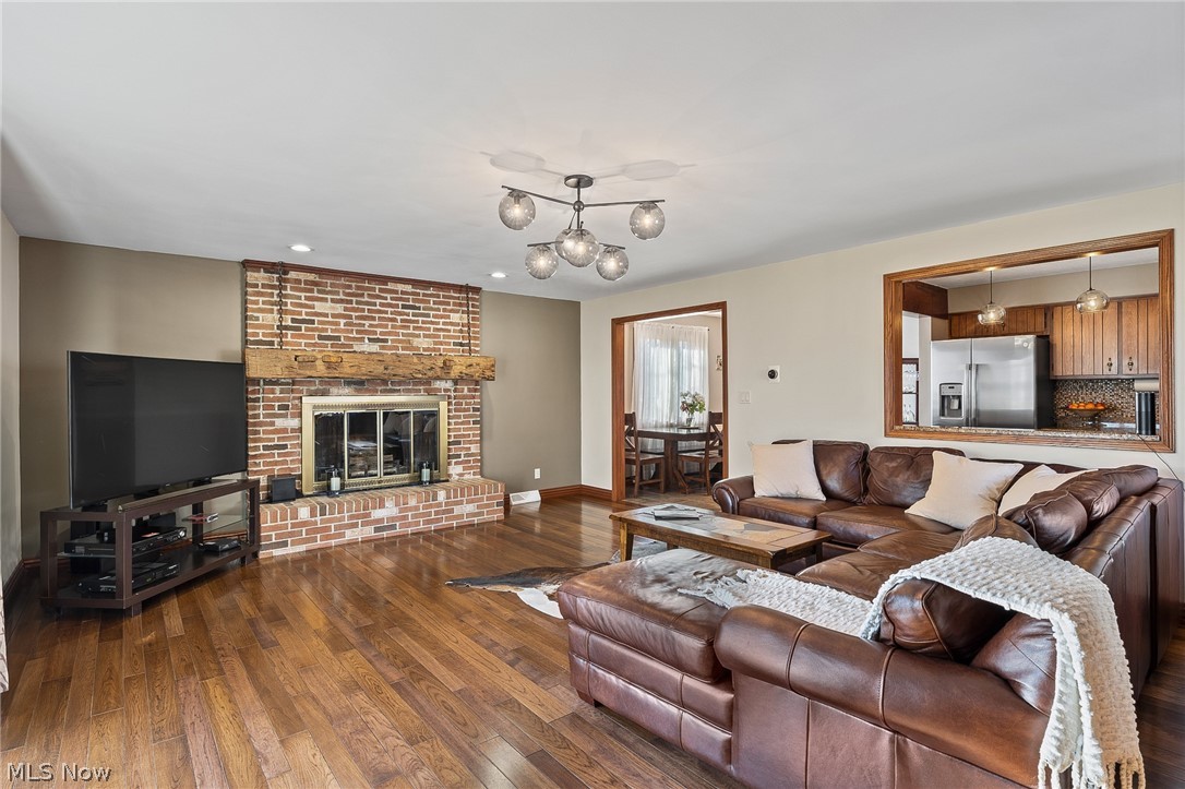 38210 Bainbridge Road Solon, OH 44139 - Photo 18 of 32 Gallery Image 18
