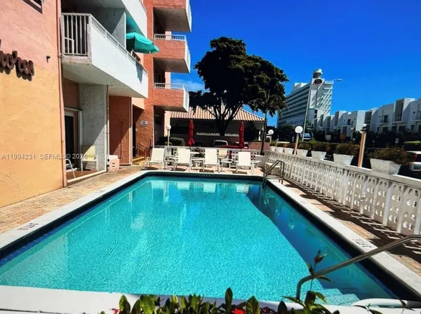 $235,000 | 3201 Northeast 14th Street Causeway, Unit 502, Pompano Beach, FL 33062