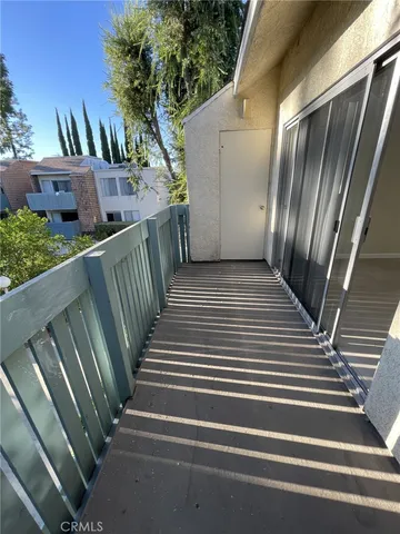 $2,695 | 5700 Etiwanda Avenue, Unit 240, Los Angeles, CA 91356