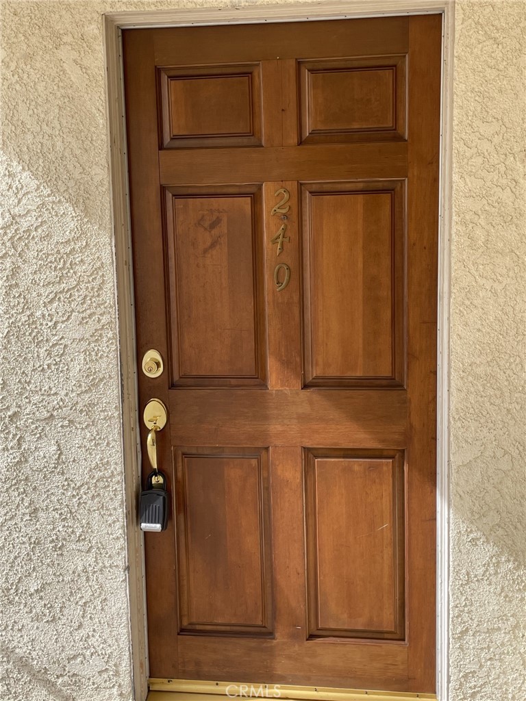 5700 Etiwanda Avenue, Unit 240 Los Angeles, CA 91356 - Photo 39 of 39 a view of front door