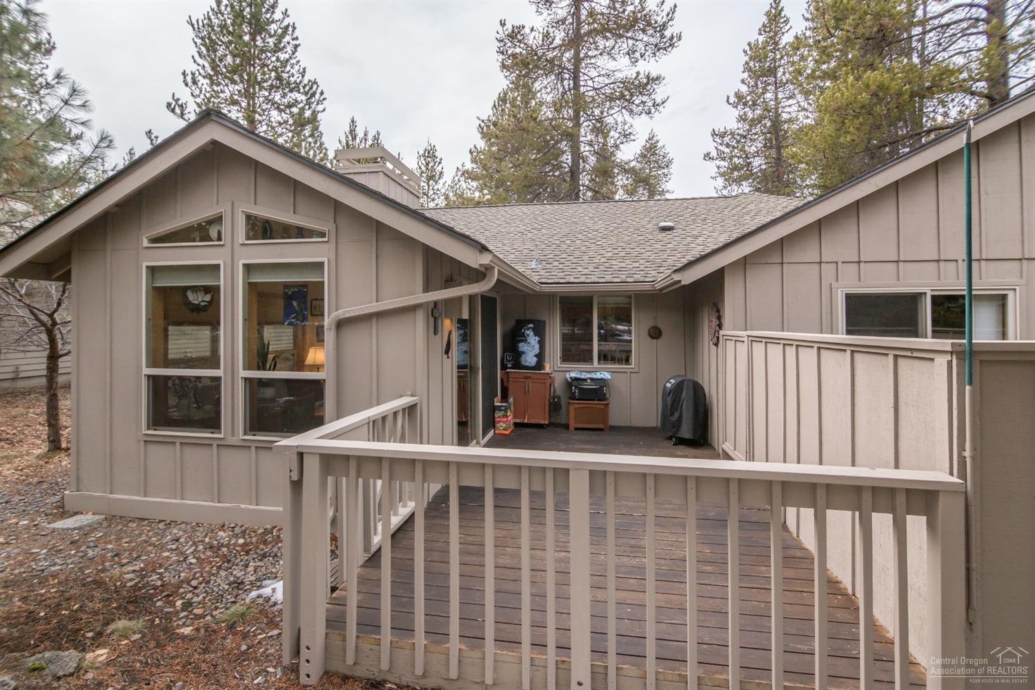 57706 Filbert Lane Sunriver, OR 97707 - Photo 22 of 23 Gallery Image 22