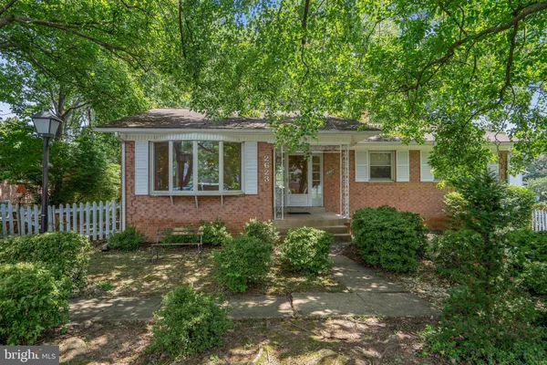 $3,200 | 2623 Depaul Drive, Vienna, VA 22180