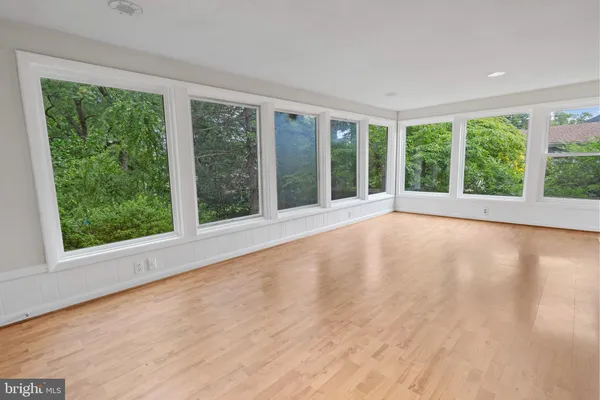 $3,200 | 2623 Depaul Drive, Vienna, VA 22180