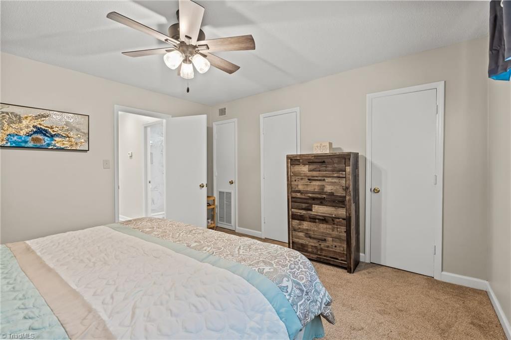 1107 Robinhood Road, Unit B High Point, NC 27262 - Photo 9 of 13