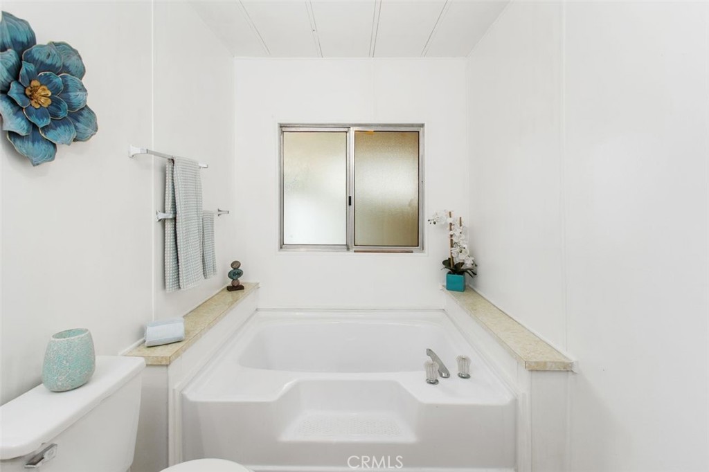 27701 Murrieta Road, Unit 73 Menifee, CA 92586 - Photo 6 of 26