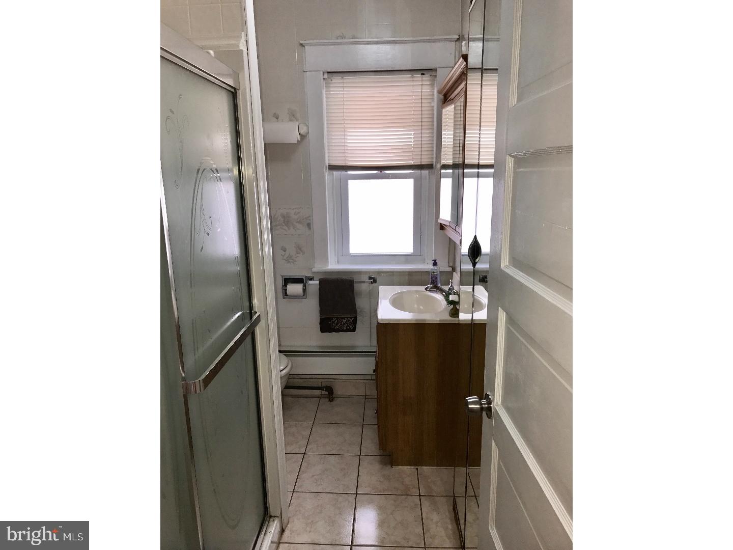 3359 Oley Turnpike Road Reading, PA 19606 - Photo 12 of 22 Bathroom