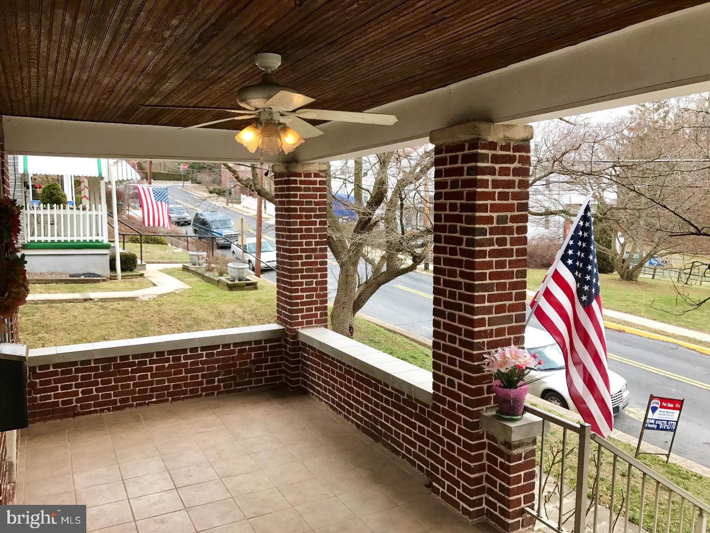 3359 Oley Turnpike Road Reading, PA 19606 - Photo 2 of 22 Porch