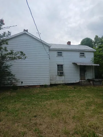 a backyard of a house
