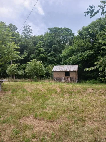 $73,400 | 6301 Straightstone Road, Long Island, VA 24569