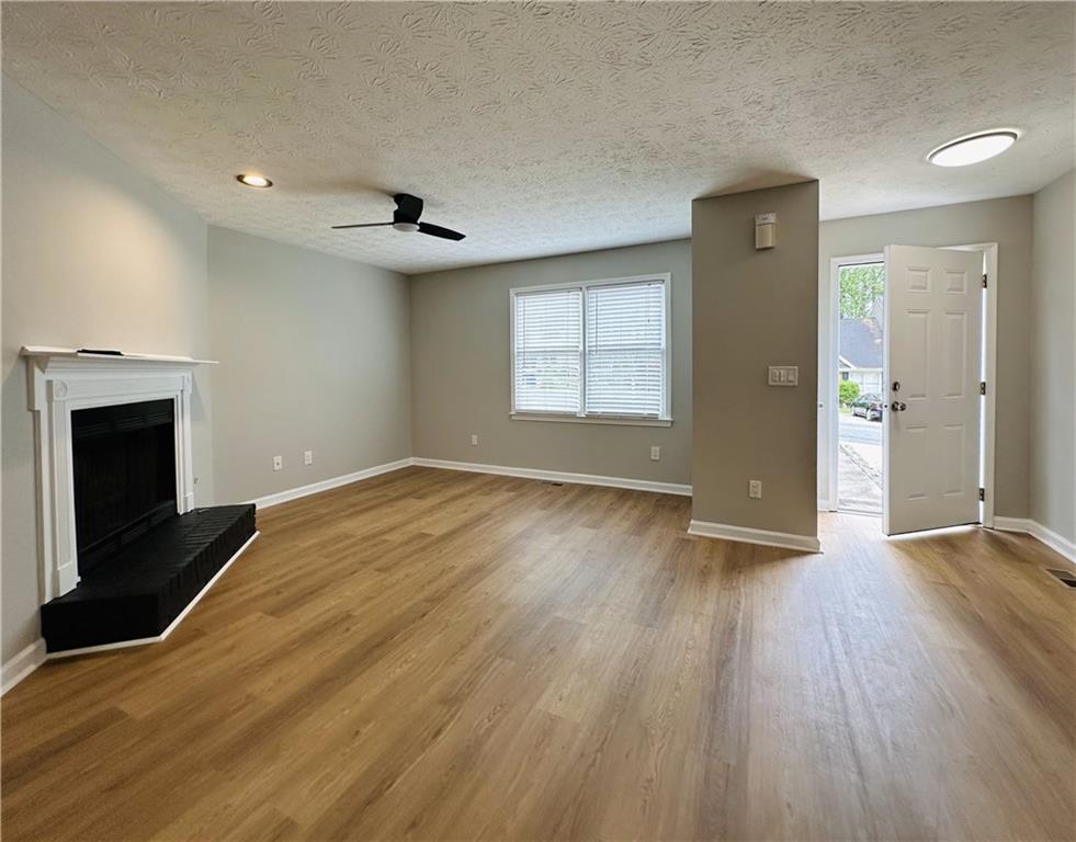 1016 Kennesborough Road Northwest Kennesaw, GA 30144 - Photo 10 of 35