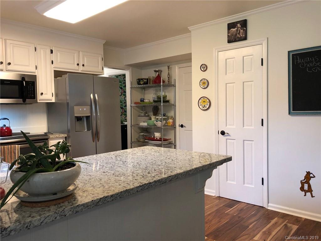 1527 Cobblestone Court Fort Mill, SC 29708 - Photo 6 of 24