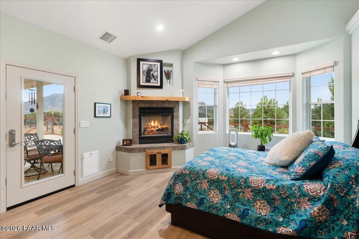 10540 North Patina Road Prescott, AZ 86305 - Photo 21 of 52 21-Primary Bedroom