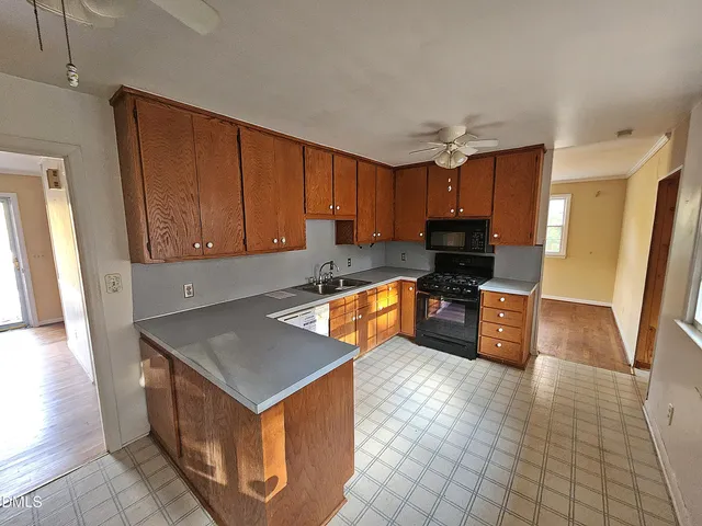 $569,900 | 239 Hamilton Road, Chapel Hill, NC 27517