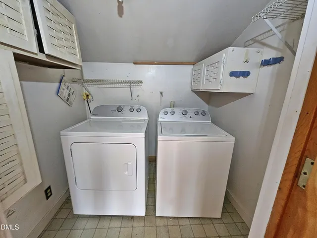 $569,900 | 239 Hamilton Road, Chapel Hill, NC 27517