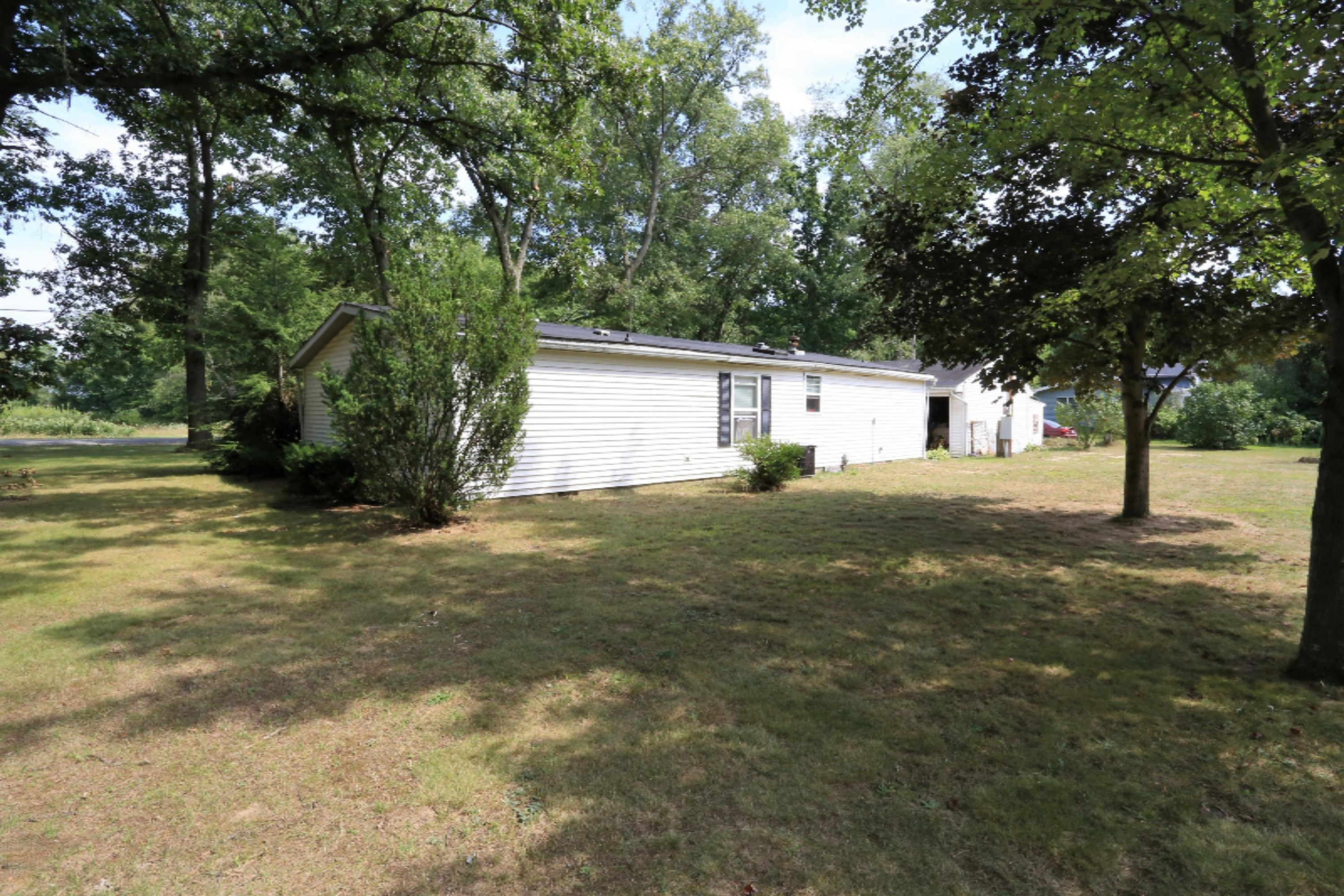 54686 Wilbur Road Three Rivers, MI 49093 - Photo 40 of 43 IMG_0031