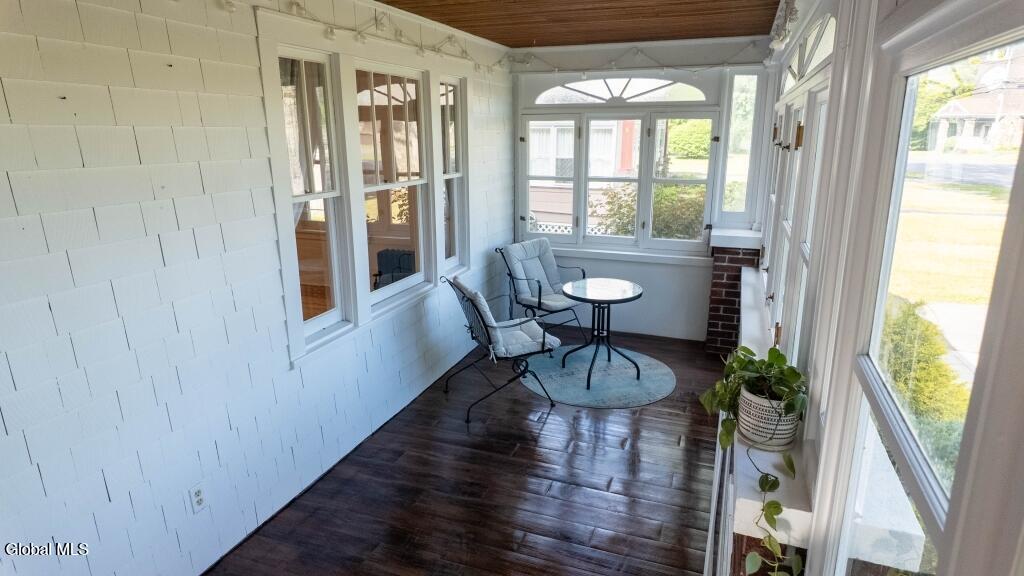 128 Putnam Road Schenectady, NY 12306 - Photo 6 of 44 06-3 Season Sunroom
