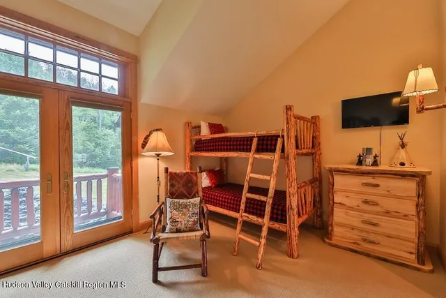 $3,895,000 | 6 White Way, Windham, NY 12496