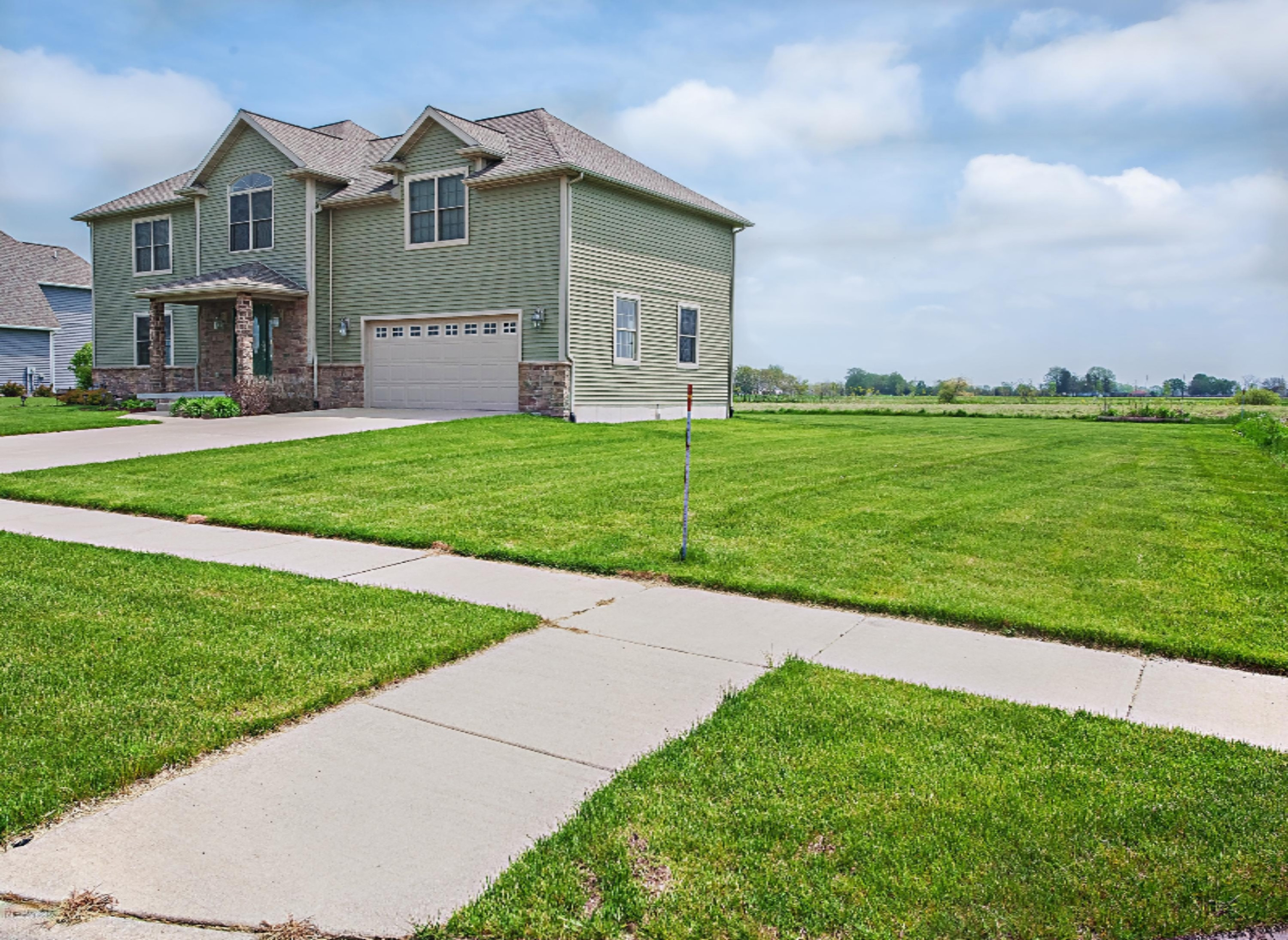 6153 Fullerton Road Stevensville, MI 49127 - Photo 1 of 29 DSC09288_