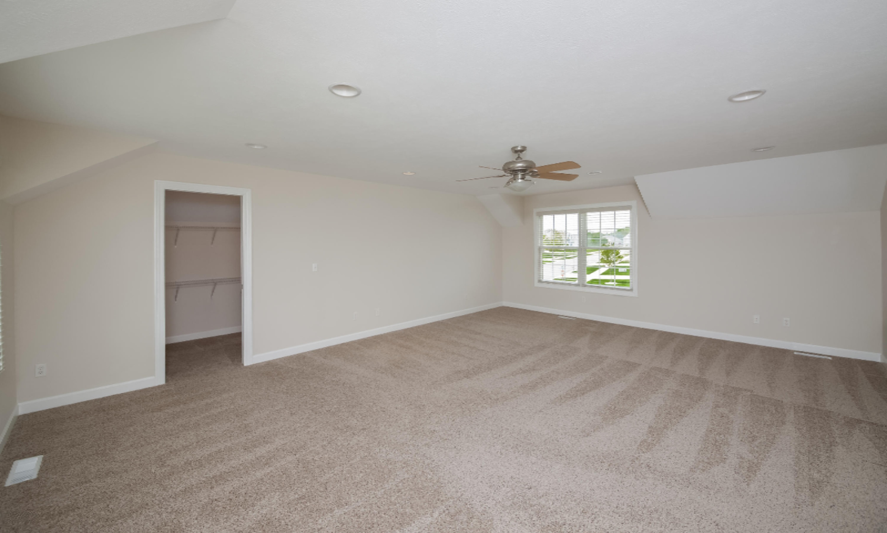 6153 Fullerton Road Stevensville, MI 49127 - Photo 13 of 29 DSC09312
