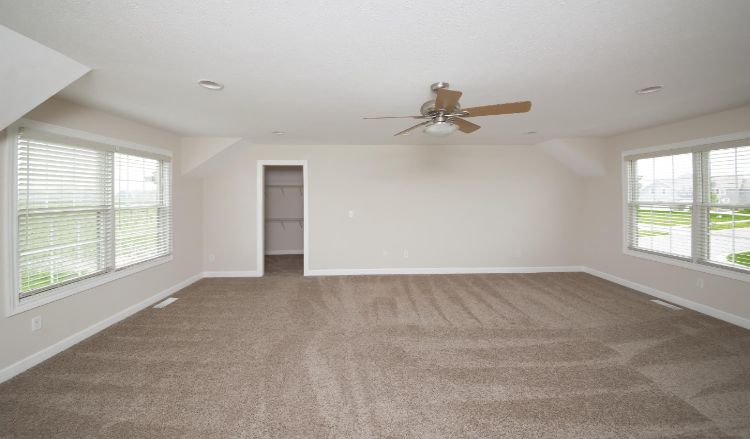 6153 Fullerton Road Stevensville, MI 49127 - Photo 20 of 29 DSC09316