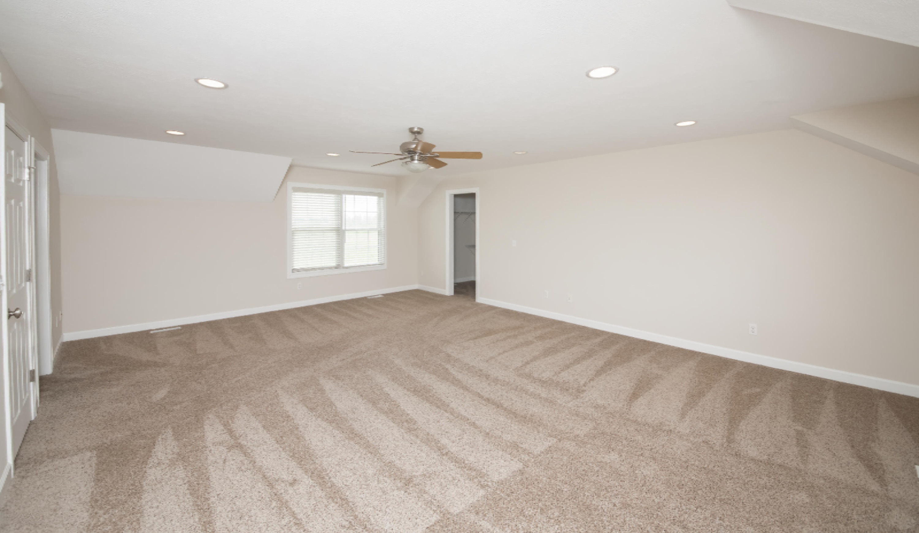 6153 Fullerton Road Stevensville, MI 49127 - Photo 21 of 29 DSC09318