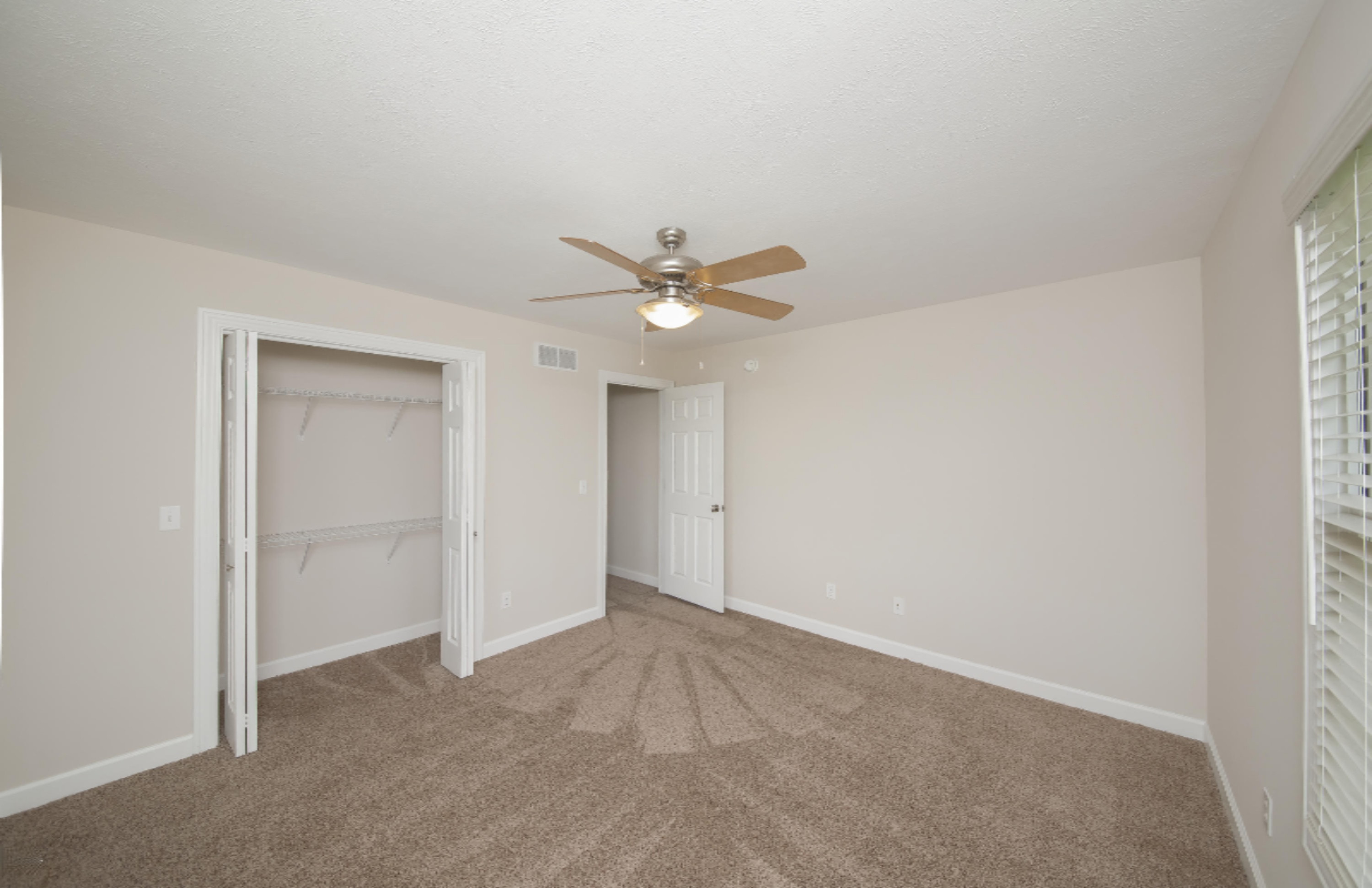 6153 Fullerton Road Stevensville, MI 49127 - Photo 22 of 29 DSC09319