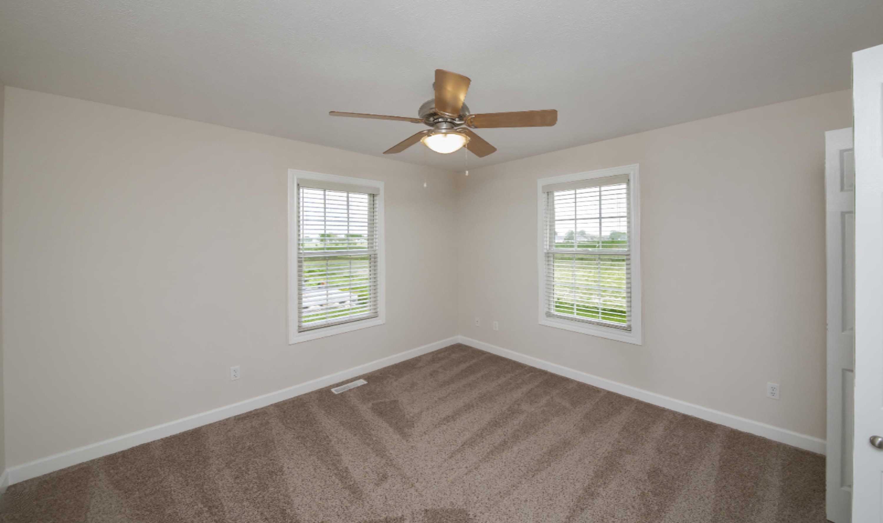 6153 Fullerton Road Stevensville, MI 49127 - Photo 25 of 29 DSC09328