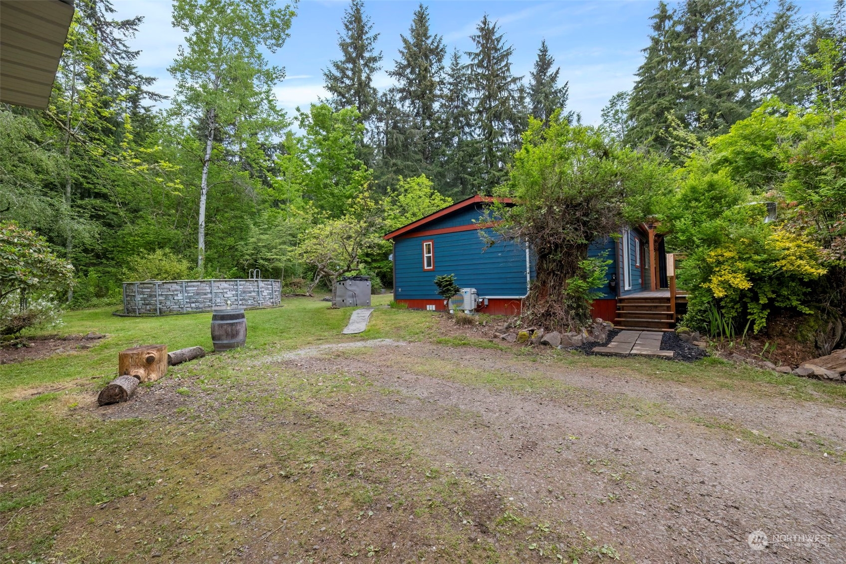 19721 Mountain View Road Northeast Duvall, WA 98019 - Photo 29 of 35 Gallery Image 29