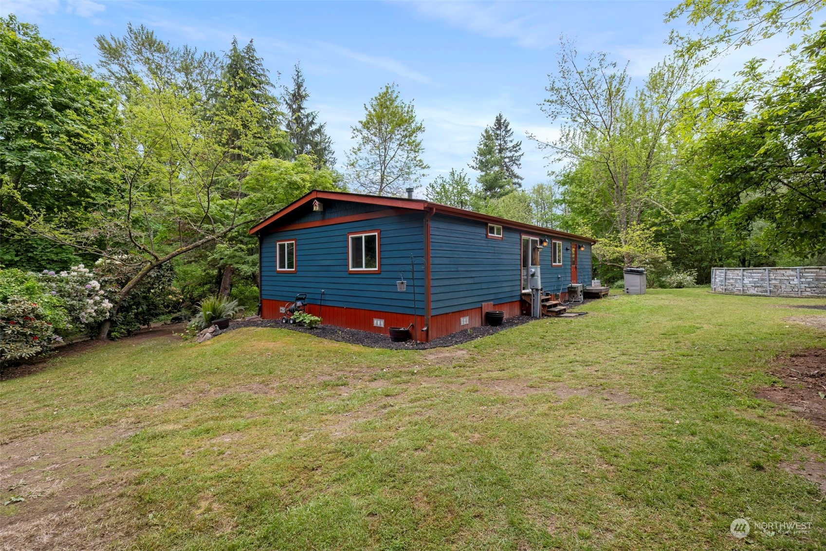 19721 Mountain View Road Northeast Duvall, WA 98019 - Photo 7 of 35 Gallery Image 7