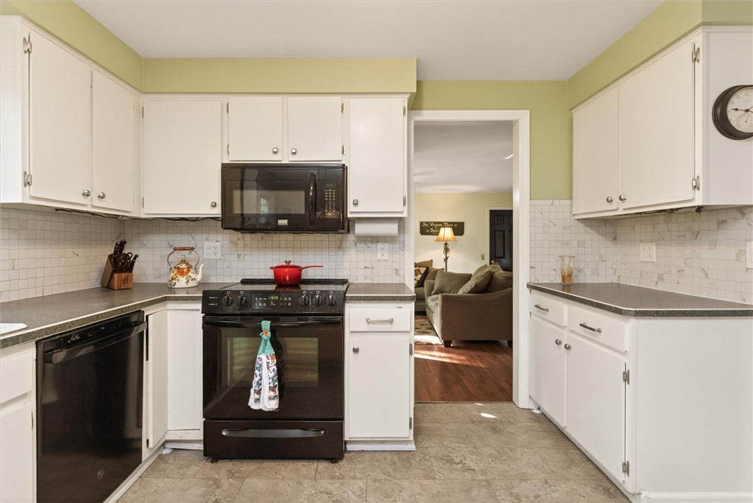 8 Mountain Rise Perinton, NY 14450 - Photo 16 of 50