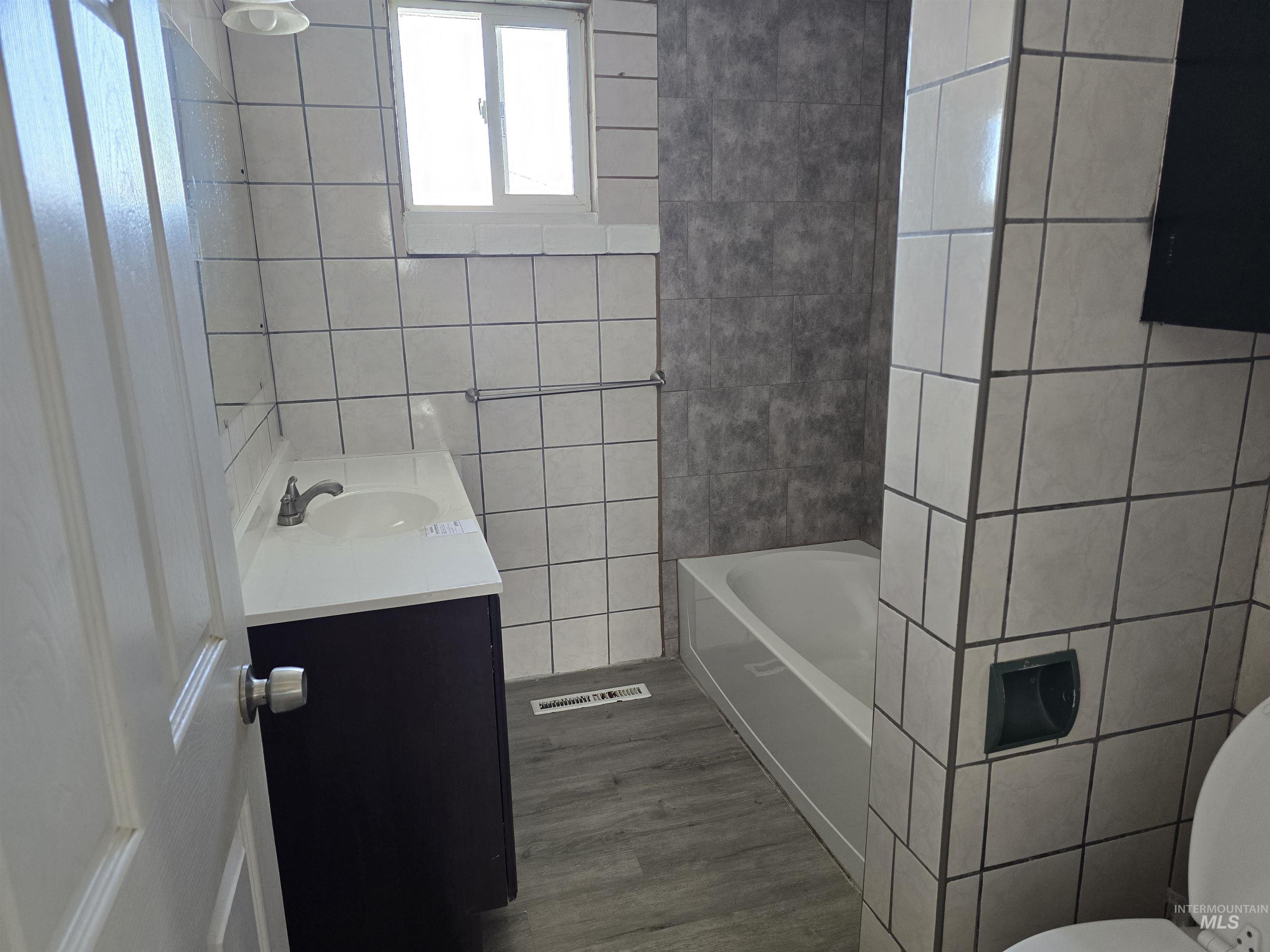 14 East 100 South Rupert, ID 83350 - Photo 11 of 32