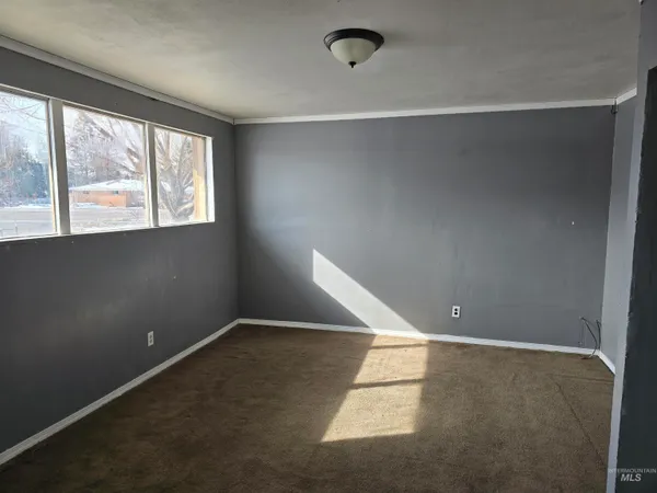 $320,000 | 14 East 100 South, Rupert, ID 83350